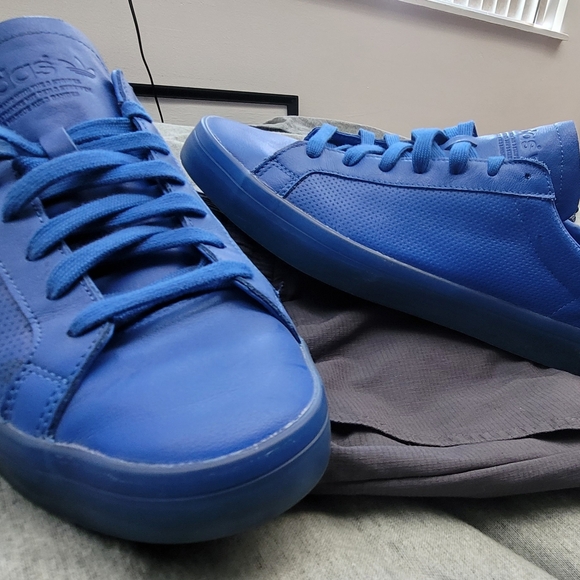 Blue Adidas - Picture 3 of 5